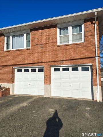 25 Norris Street, Waterbury, CT 06705