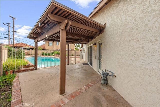 2110 E North Redwood, Anaheim, CA 92806