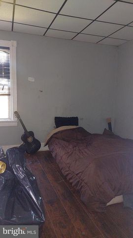 261 HIGHLAND AVE, Trenton, NJ 08618
