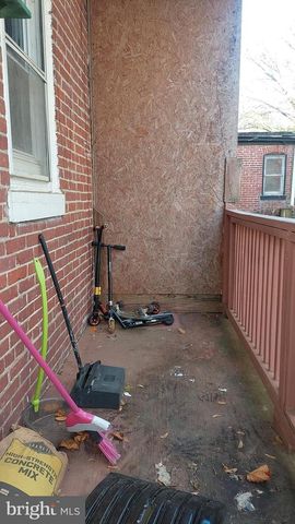 261 HIGHLAND AVE, Trenton, NJ 08618