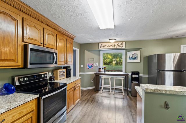 106 S Oaks Lane, Warner Robins, GA 31088