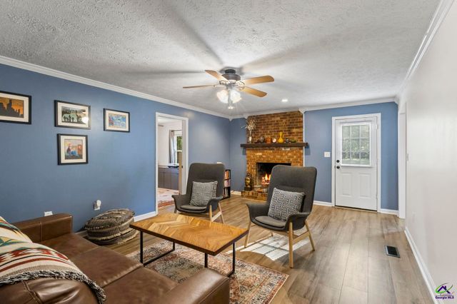 106 S Oaks Lane, Warner Robins, GA 31088
