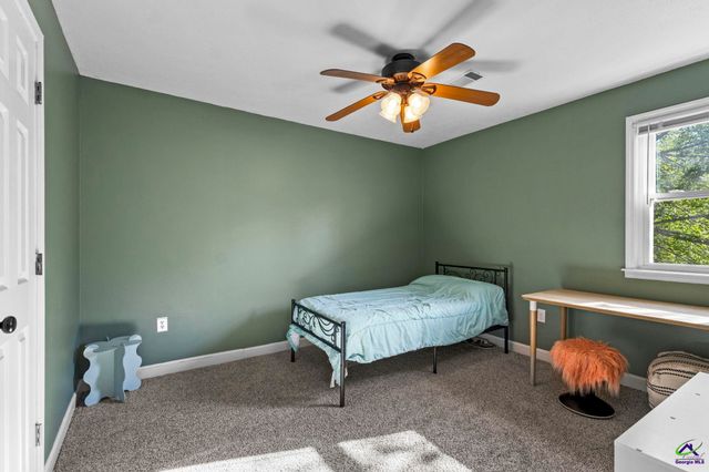 106 S Oaks Lane, Warner Robins, GA 31088