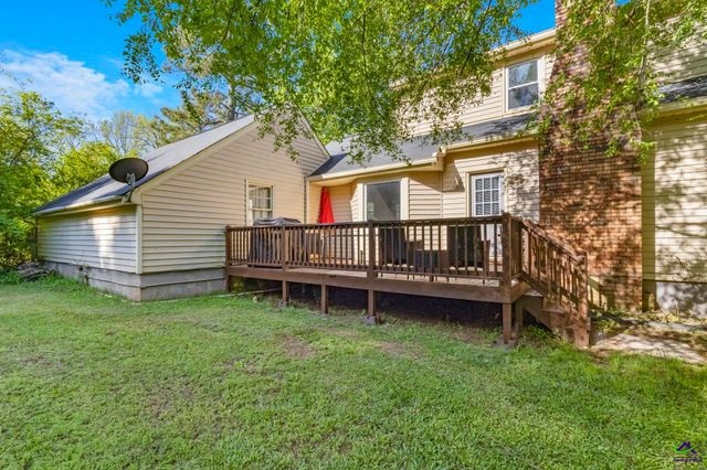 106 S Oaks Lane, Warner Robins, GA 31088