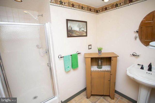 406 WALNUT AVE, Laurel Springs, NJ 08021