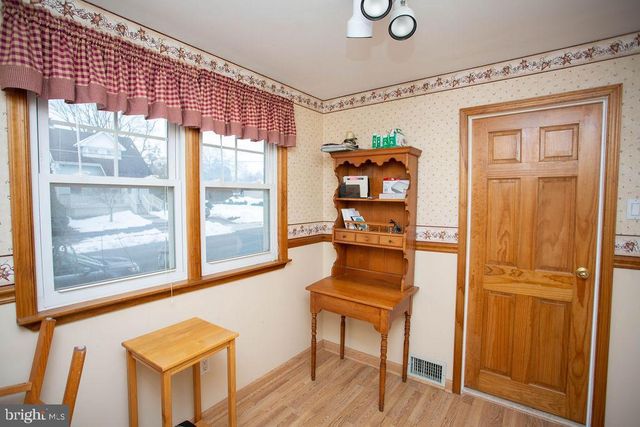 406 WALNUT AVE, Laurel Springs, NJ 08021