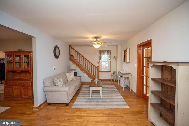 406 WALNUT AVE, Laurel Springs, NJ 08021