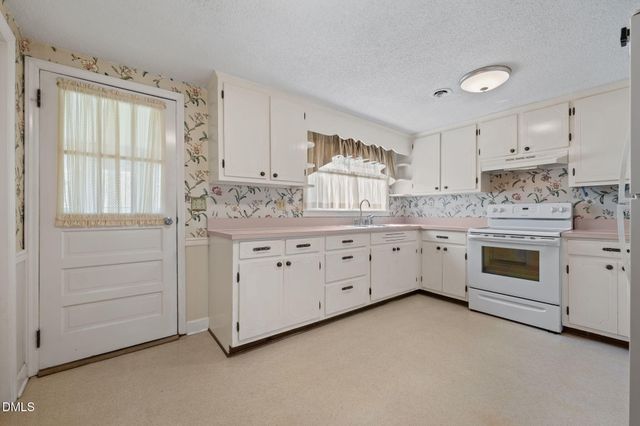 2251 Castle Rock Farm Road, Pittsboro, NC 27312