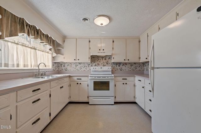 2251 Castle Rock Farm Road, Pittsboro, NC 27312