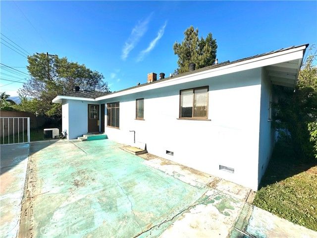 425 N Neil, West Covina, CA 91791