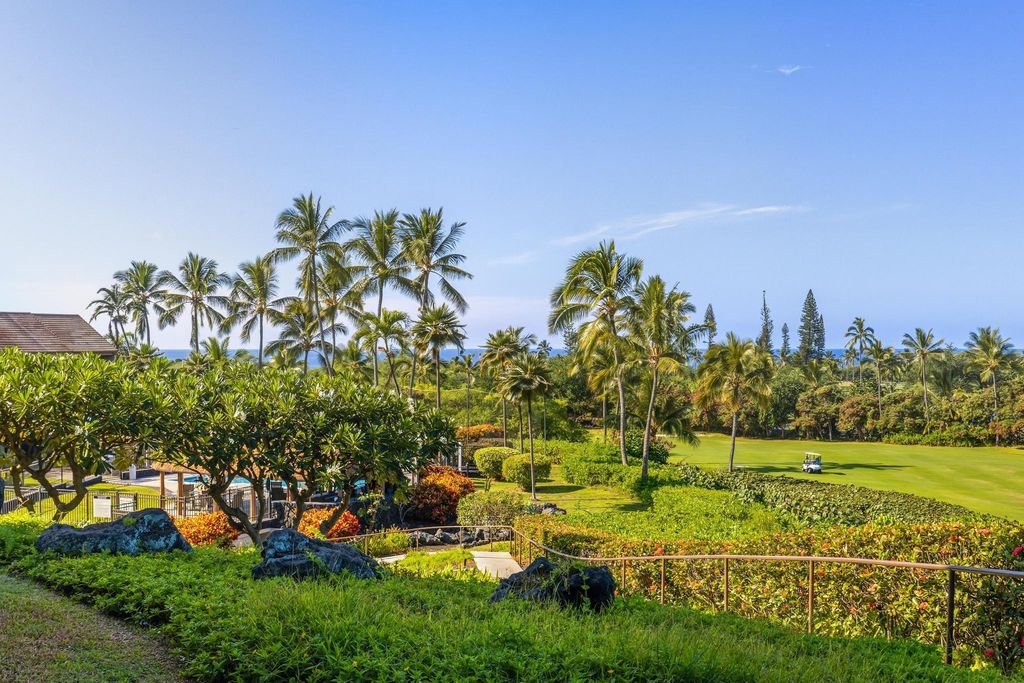 Image 1 of property listing at 78-7070 ALII DR, #B105, Kailua-kona, HI 96740
