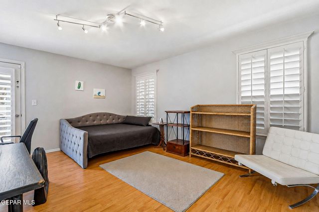 4504 Maj Sprague Avenue, El Paso, TX 79924