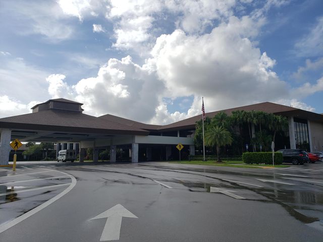 601 SW 142nd Avenue SW 413 Q, Pembroke Pines, FL 33027