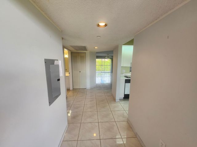 601 SW 142nd Avenue SW 413 Q, Pembroke Pines, FL 33027
