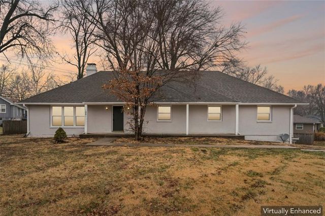 1001 Tam Oshanter Drive, Kansas City, MO 64145