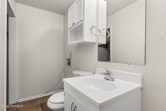 115 Woodworth Lane F, Lafayette, LA 70508