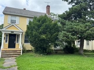 2982 Martin Luther King Jr Drive Up, Cleveland, OH 44104