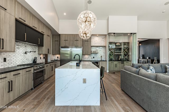 3118 N 42ND Street, Phoenix, AZ 85018