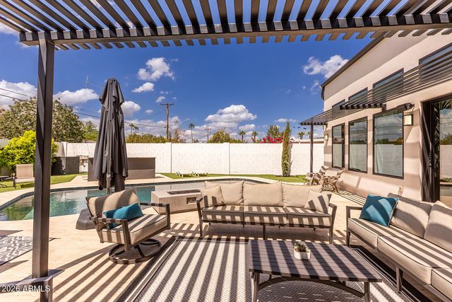 3118 N 42ND Street, Phoenix, AZ 85018