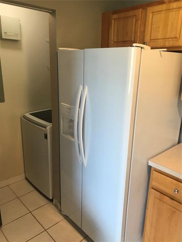 5681 BENTGRASS DRIVE 13-212, Sarasota, FL 34235