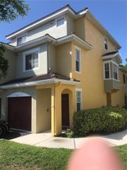 5681 BENTGRASS DRIVE 13-212, Sarasota, FL 34235