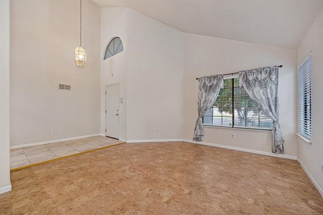 9009 Chaff Ct, Elk Grove, CA 95758