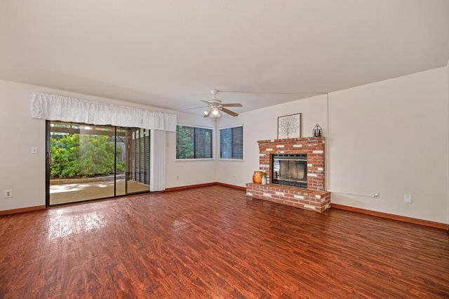 9009 Chaff Ct, Elk Grove, CA 95758