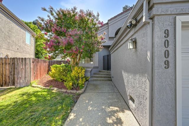 9009 Chaff Ct, Elk Grove, CA 95758