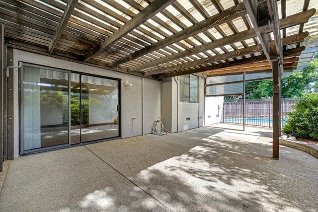 9009 Chaff Ct, Elk Grove, CA 95758