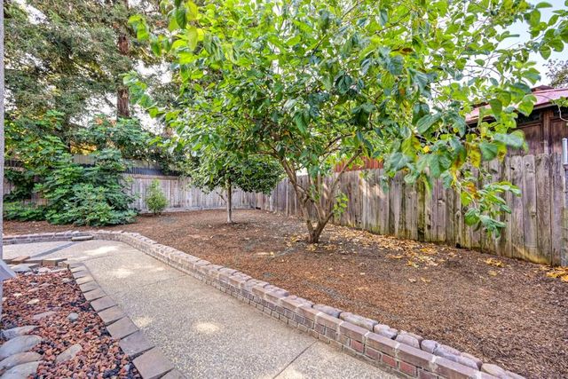 9009 Chaff Ct, Elk Grove, CA 95758