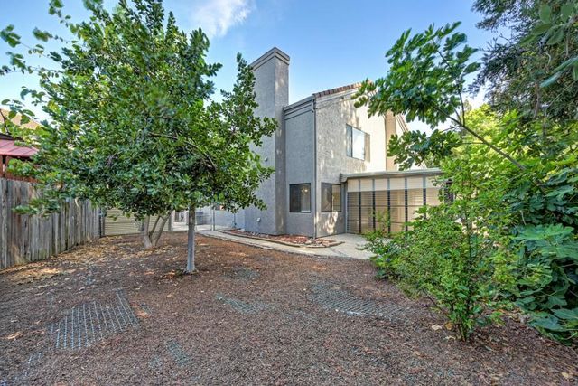 9009 Chaff Ct, Elk Grove, CA 95758