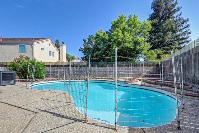 9009 Chaff Ct, Elk Grove, CA 95758