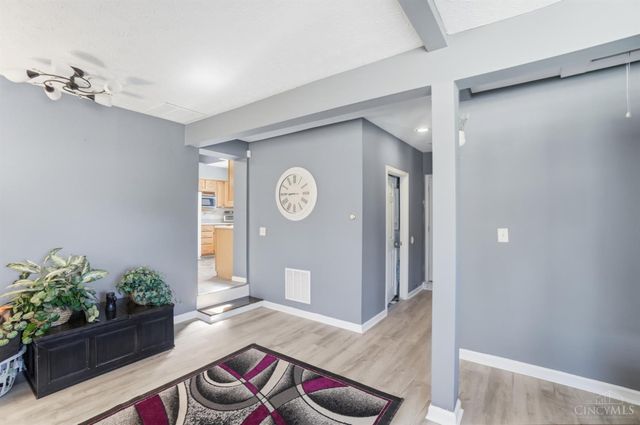 5961 Crestview Avenue, Fairfield, OH 45014