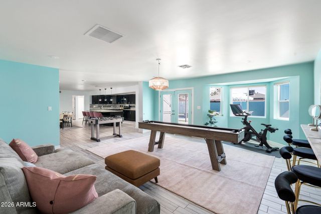 8237 E CHAPARRAL Road, Scottsdale, AZ 85250