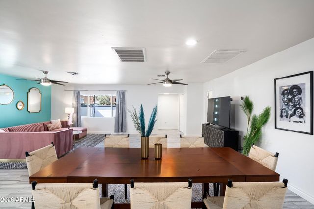 8237 E CHAPARRAL Road, Scottsdale, AZ 85250