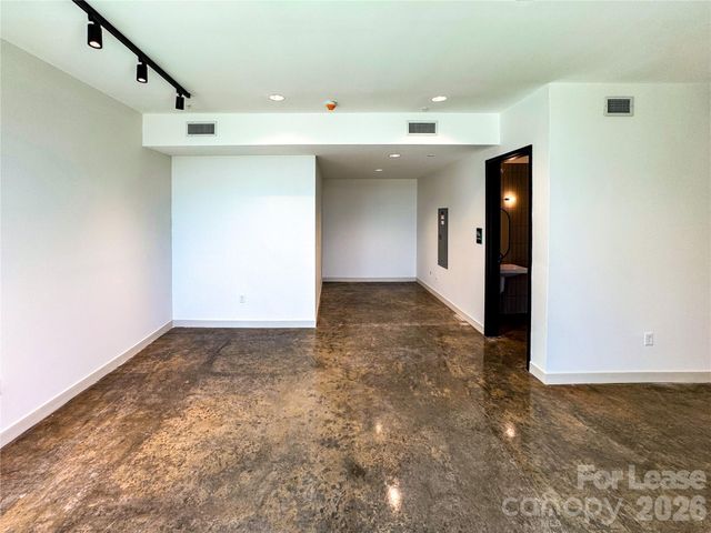 31 Artful Way 305, Asheville, NC 28801