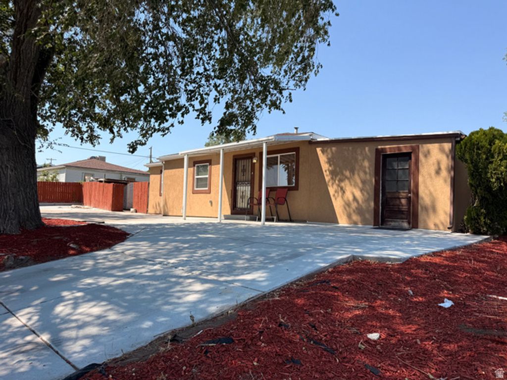 5626 S 4015 W, Taylorsville, UT 84129 — photo 2