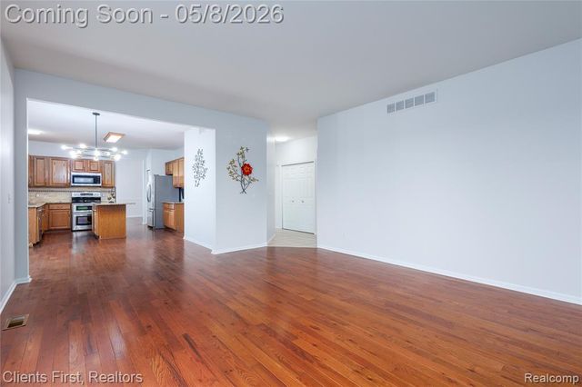 45498 Muirfield Drive, Canton, MI 48188