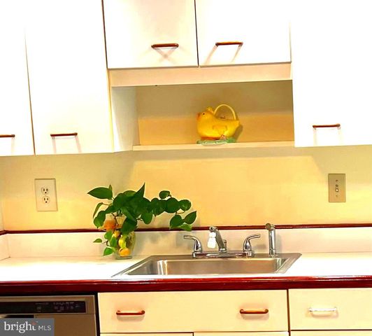 95 BLONDELL CT, Lutherville Timonium, MD 21093