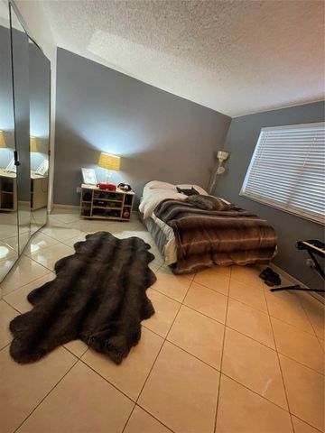 16141 Blatt Boulevard, Weston, FL 33326