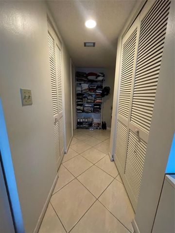 16141 Blatt Boulevard, Weston, FL 33326