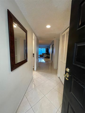 16141 Blatt Boulevard, Weston, FL 33326