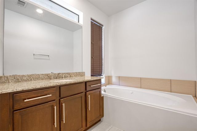 2209 Bastrop Street, Houston, TX 77003