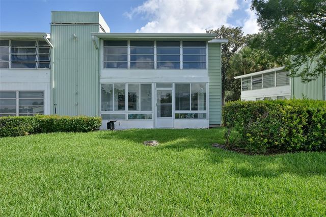 519 MIDWAY DRIVE A, Ocala, FL 34472