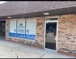 17732 Oak Park Avenue J, Tinley Park, IL 60477