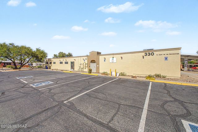 265 N Camino Del Vate, Green Valley, AZ 85614