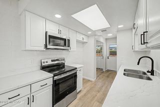 265 N Camino Del Vate, Green Valley, AZ 85614