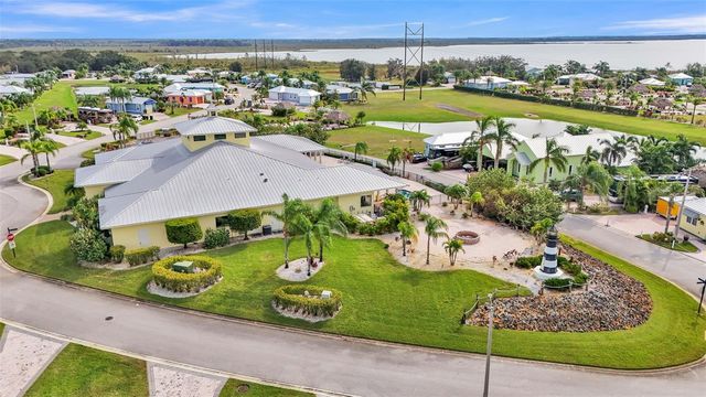3166 GREAT HERON LOOP, Polk City, FL 33868