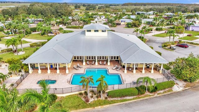 3166 GREAT HERON LOOP, Polk City, FL 33868