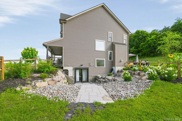 34 Boville Court, Chester, NY 10918